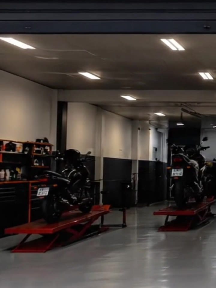 Elevadores de moto na oficina